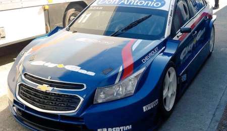 DIEGO AZAR CORRERÁ UN CHEVROLET CRUZE