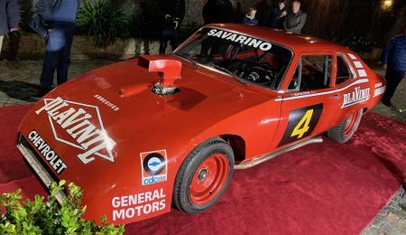 Volvió a rugir la primera cupé Chevy ganadora en TC