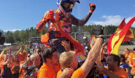 Jorge Prado, nuevo bicampeón mundial de MX2 