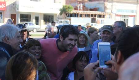 JONATAN CASTELLANO DE FESTEJO EN LOBERÍA 