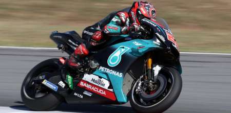 Fabio Quartararo marca el ritmo del viernes