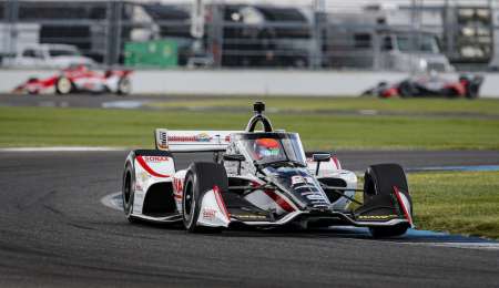 IndyCar: Pole de Rinus Veekay en Indianápolis