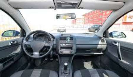 ¿Cuáles son las superficies críticas del auto para desinfectar?