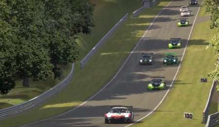 El récord de Verstappen en iRacing