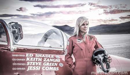 Reconocen récord de velocidad post morten a Jessi Combs