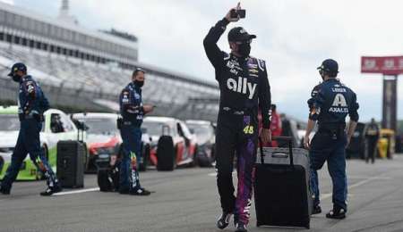 Jimmie Johnson habló de su experiencia con el coronavirus