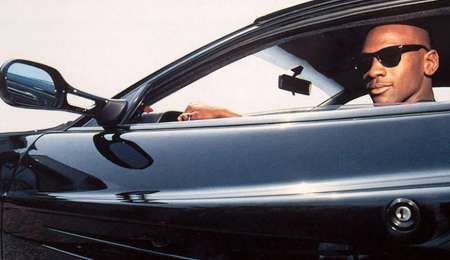 Subastan el Mercedes de Michael Jordan