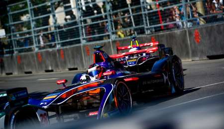 Podio de López en el cierre de la Fórmula E