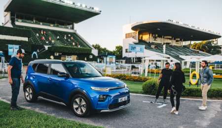 Kia y Amazon, socios en la venta de cargadores de alta potencia