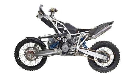 Un ingeniero suizo desarrolla un prototipo de KTM doble tracción