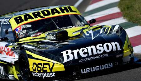 Lambiris arrancó contundente el viernes en La Pampa