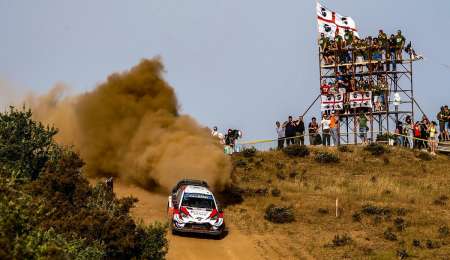 Latvala está ganando en el Rally de Italia, abandonó Ogier