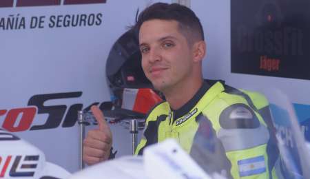 Lautaro Espejo volvió a subirse a la moto en Mendoza