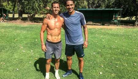 De Selección: Pernía entrenó con el crack peruano Paolo Guerrero
