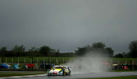 Londero con la serie más rápida en el TC Pista