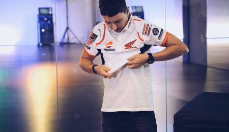 Lorenzo ya se vistió con los colores de Honda