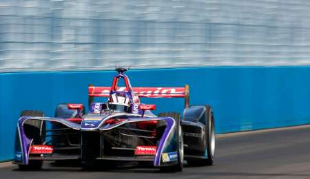 En su debut, Lynn fue el poleman en la Fórmula E