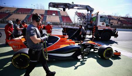 Sigue el caos en McLaren