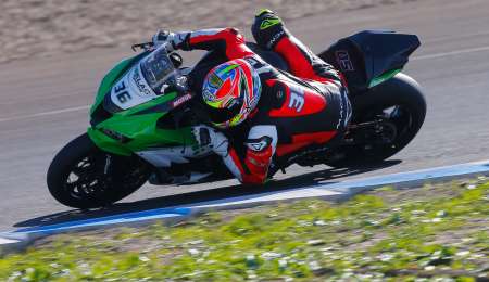 Primer contacto de Mercado con la Kawasaki