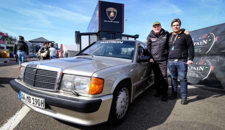 El Mercedes 190 de John Watson está en Barcelona y es de un argentino