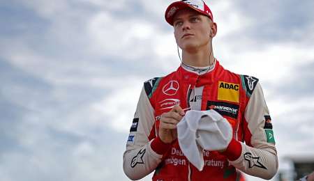 Mick Schumacher sigue la escalera para llegar a la Fórmula 1