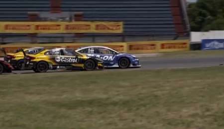 Canapino: “Milla me choca y me rompe el escape”