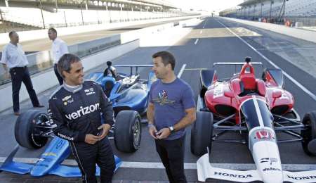 IndyCar sacó a pista su modelo 2018