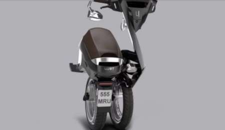 La moto eléctrica que se puede usar como valija