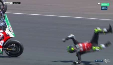 Cal Crutchlow se la pega fuerte en Le Mans
