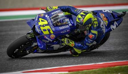MotoGP: Rossi se lleva la pole en Mugello por delante de Lorenzo