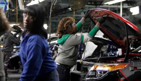 Ford pide disculpas por acoso sexual