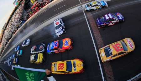 Los 5 mejores finales de la NASCAR 2017