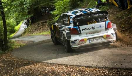 Ogier tomó las riendas en Alemania