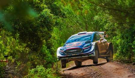 Ogier define mañana mano a mano con Neuville en Italia