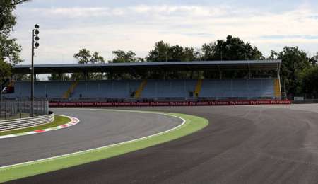 La FIA analiza la posibilidad de poner leca en la Parabólica de Monza