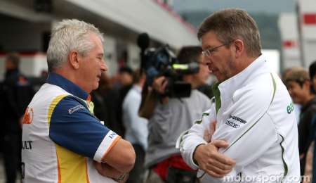 Liberty suma experiencia a su cúpula