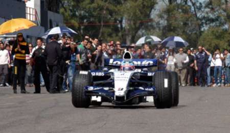 El día que Pechito López giró con un F1 en los 200 Kilómetros