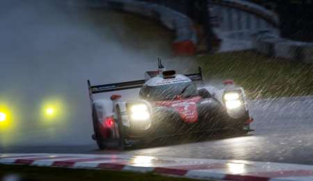 López larga cuarto en Japón