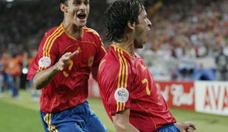 FUTBOLISTAS, MUNDIALISTAS Y PILOTOS