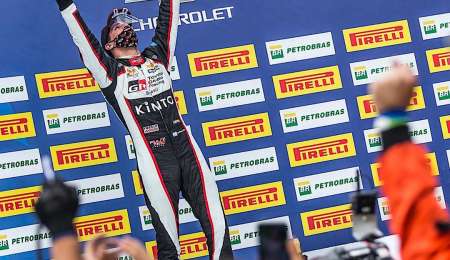 Galería: El primer podio de Rossi en el Stock Car