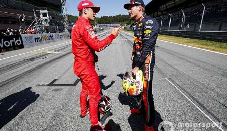 Verstappen le tiró un centro a Leclerc