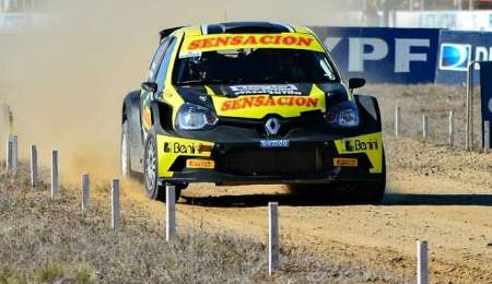 Rauly feliz con el andar del Clio