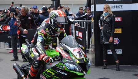 “Nos debemos al público que pagó la entrada, voy a correr”