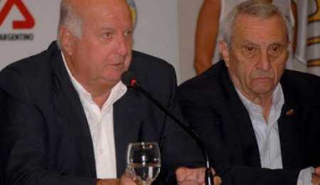 Calendarios: Dirigentes y una reunión para definir la continuidad