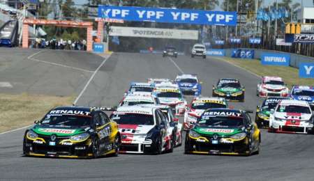 Renault volvió al triunfo con un nivel superlativo