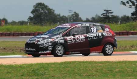 Cerretti y Damiani festejaron en las series de la Clase 3