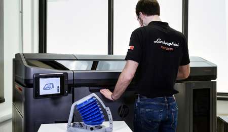 Lamborghini otra marca que trabaja para el Coronavirus