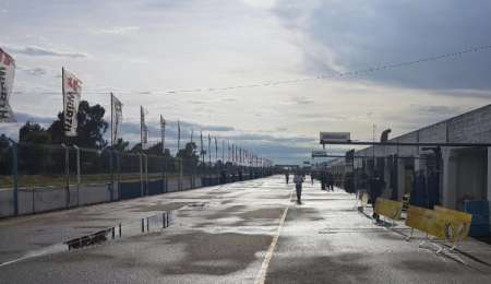 Mariano Pernia en tanques llenos