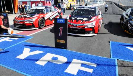 Matías Rossi y Toyota, especialistas en El Zonda