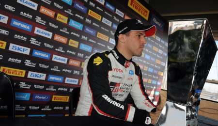 Rossi: “Estoy sorprendido con el rendimiento del auto”